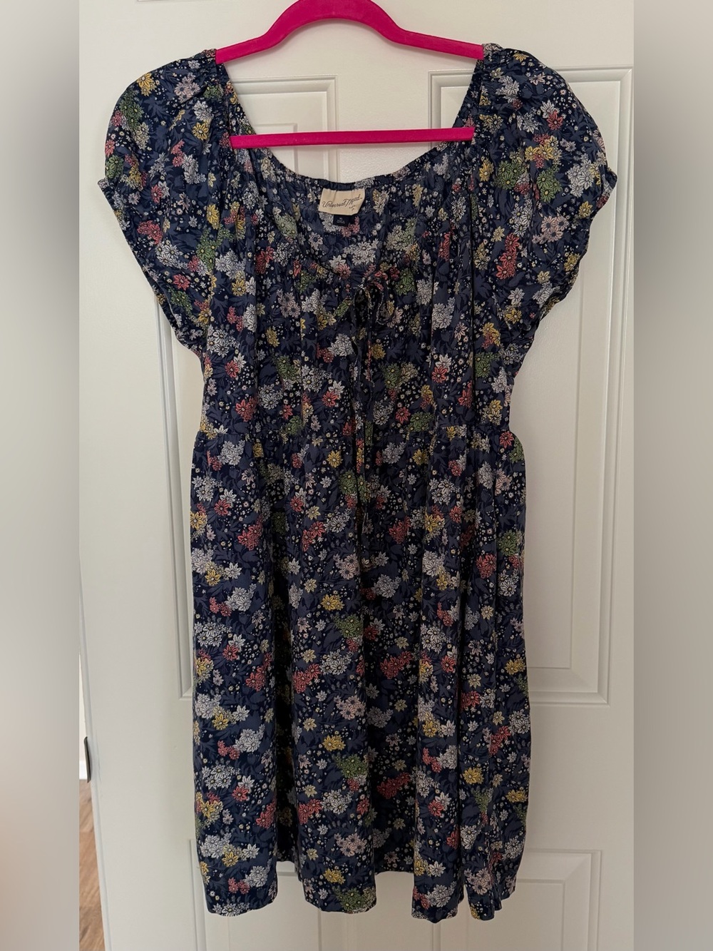 Universal Thread Navy Floral Peasant Dress